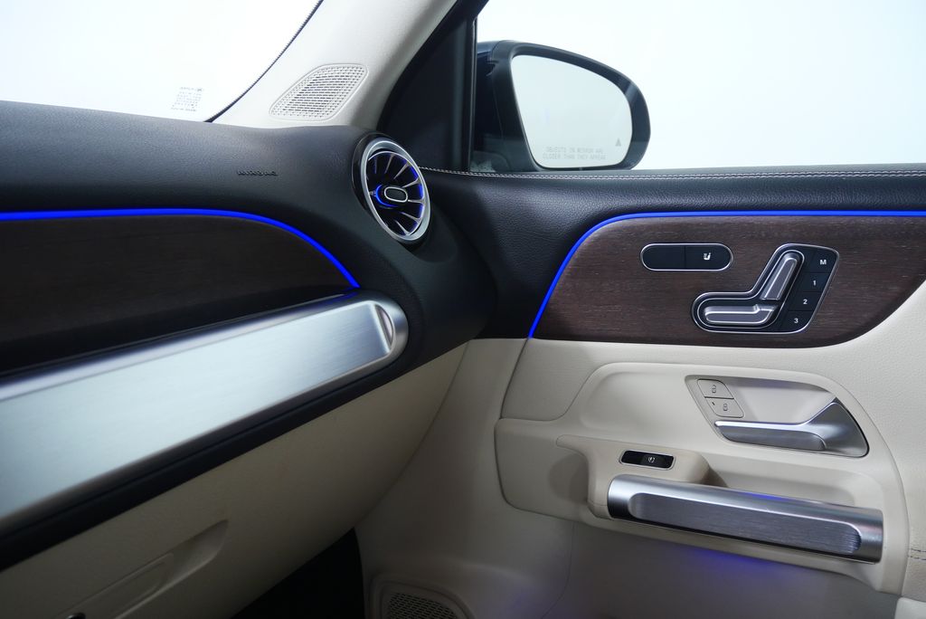 Thumbnail: 2023 Mercedes-Benz GLB - 29