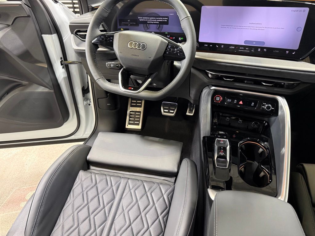 Thumbnail: 2026 Audi SQ5 - 23
