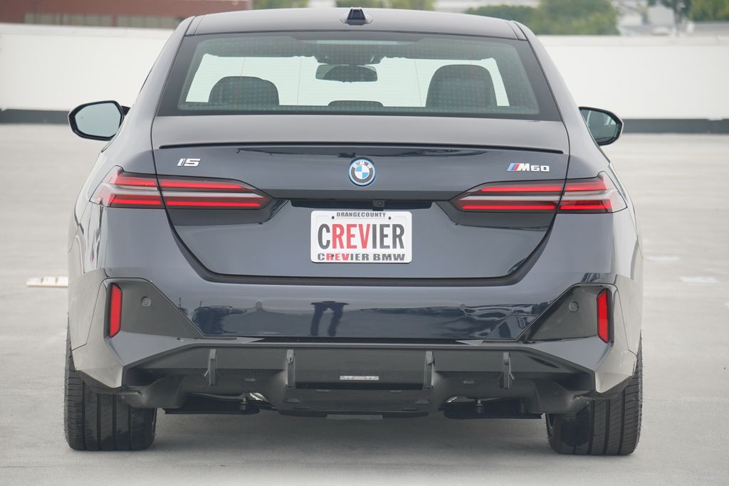 Thumbnail: 2025 BMW i5 - 6