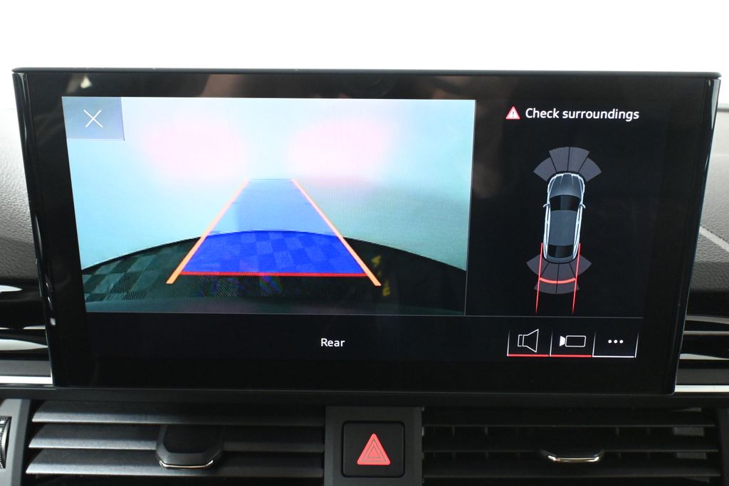 Thumbnail: 2022 Audi RS 5 - 25