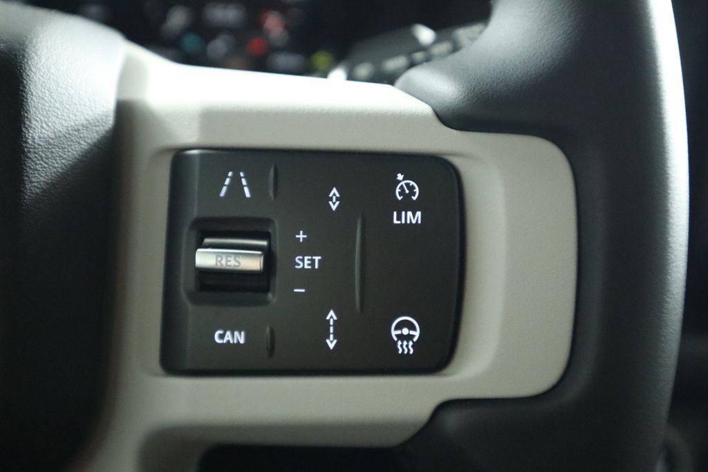 Thumbnail: 2025 Land Rover Defender - 12