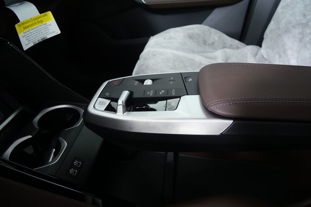 2025 BMW X1 xDrive28i 21