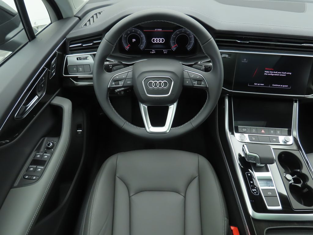 2025 Audi Q7 Premium Plus 12