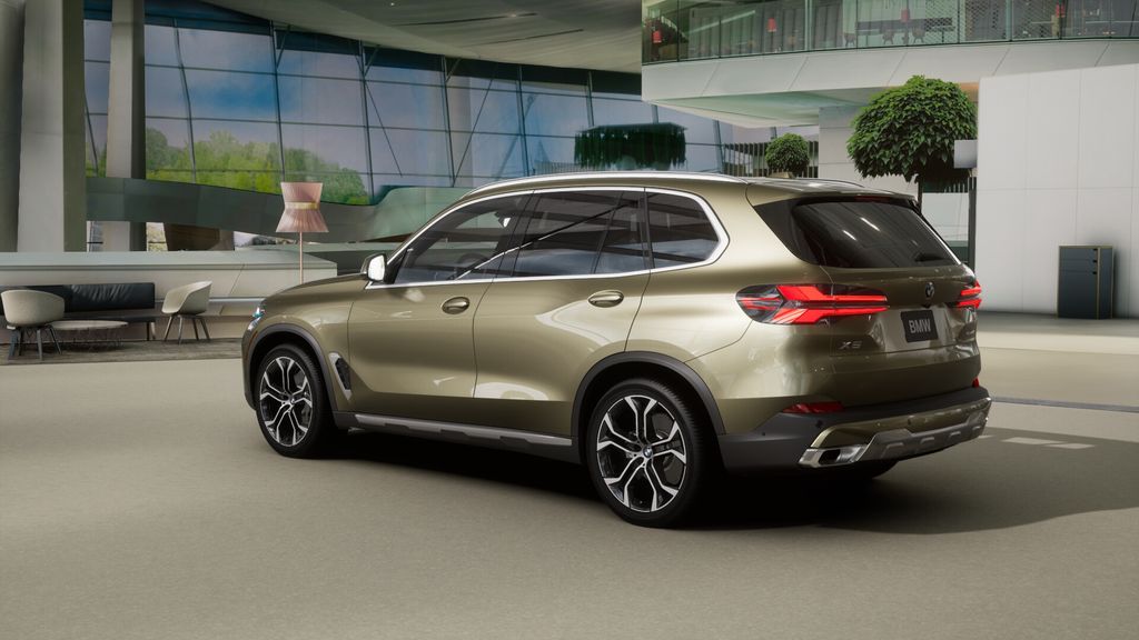 Thumbnail: 2026 BMW X5 - 2