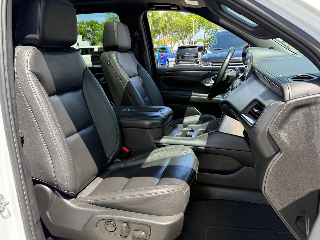 used 2023 Chevrolet Suburban car