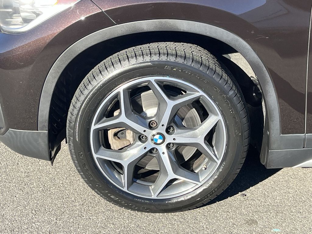 Thumbnail: 2018 BMW X1 - 10