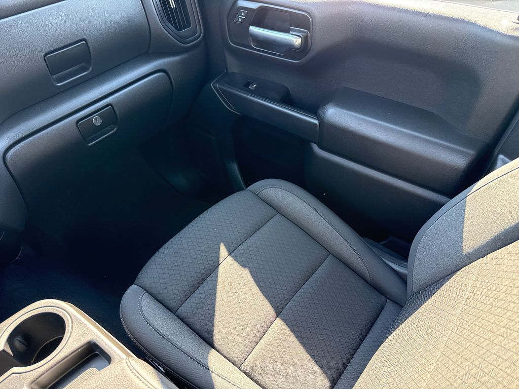 Used 2025 Chevrolet Silverado 1500 Truck