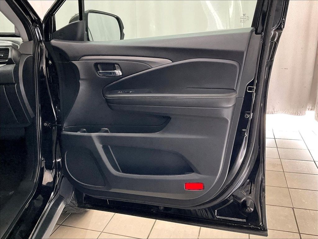 2023 Honda Ridgeline — photo 12