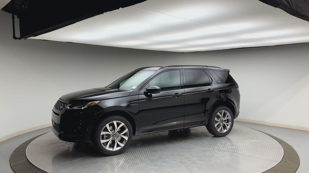 Thumbnail: 2026 Land Rover Discovery Sport - 6