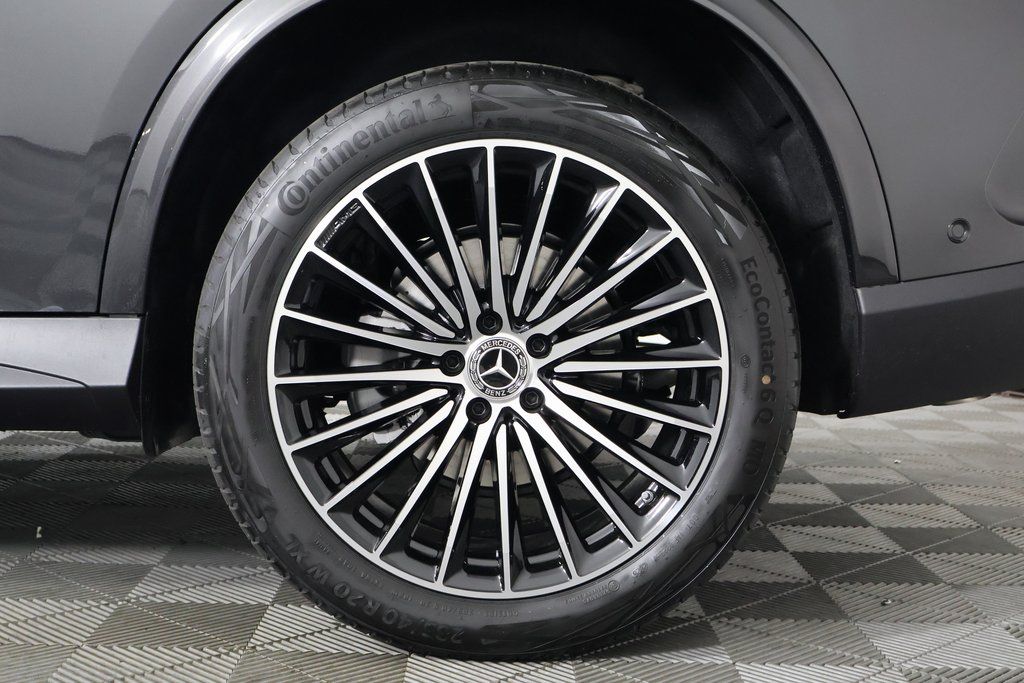 Thumbnail: 2026 Mercedes-Benz GLC - 10