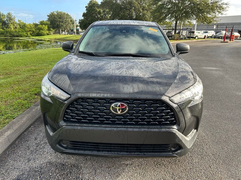 Thumbnail: 2022 Toyota Corolla Cross - 8