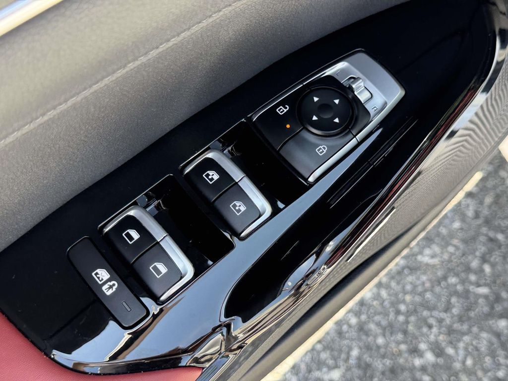 Used 2025 Kia K5 Sedan