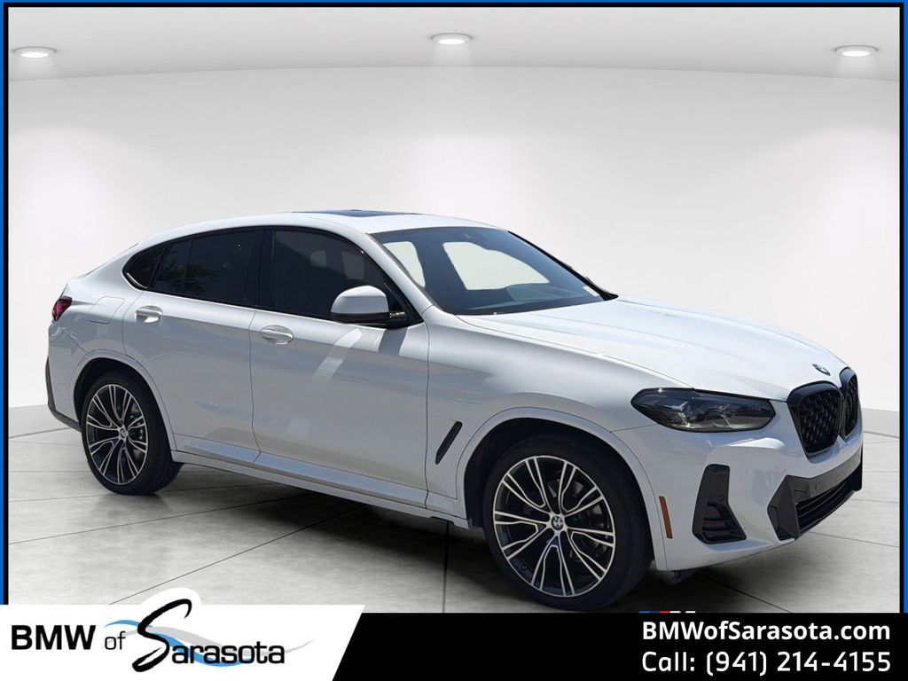 2022 BMW X4