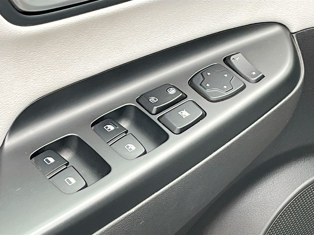 Used 2023 Gray Hyundai Limited image 18