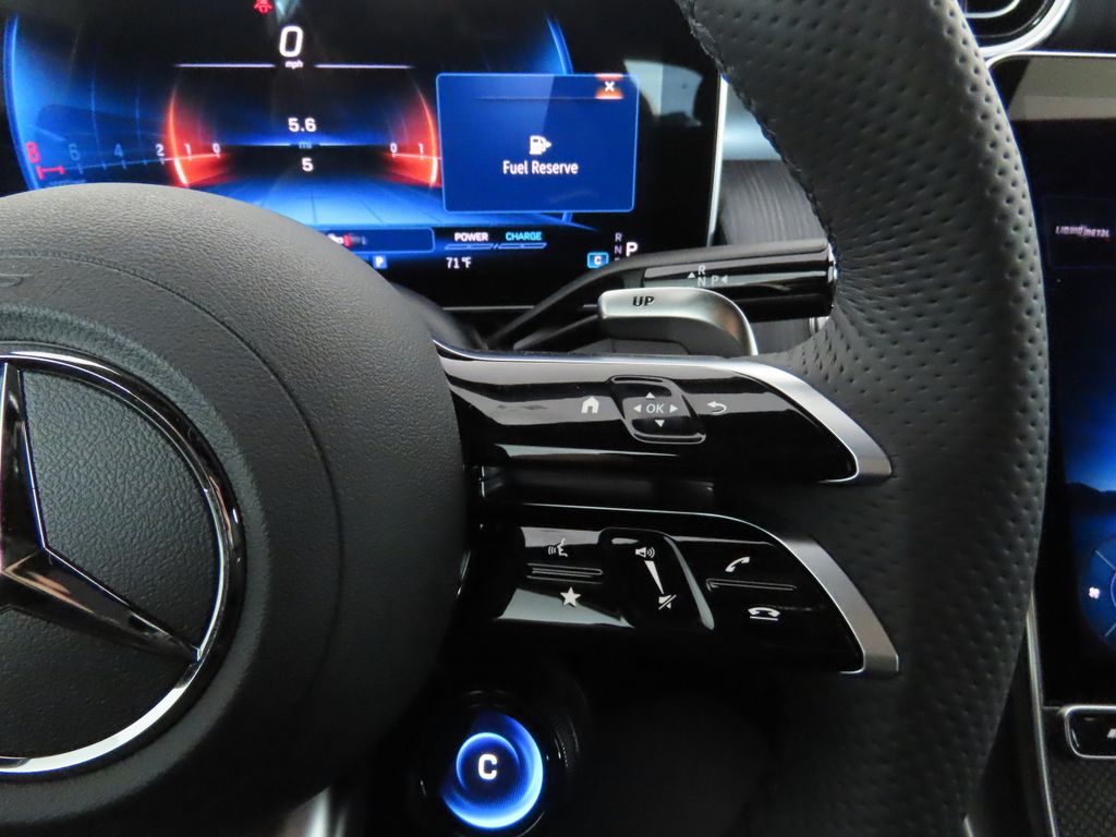 Thumbnail: 2025 Mercedes-Benz GLC - 12