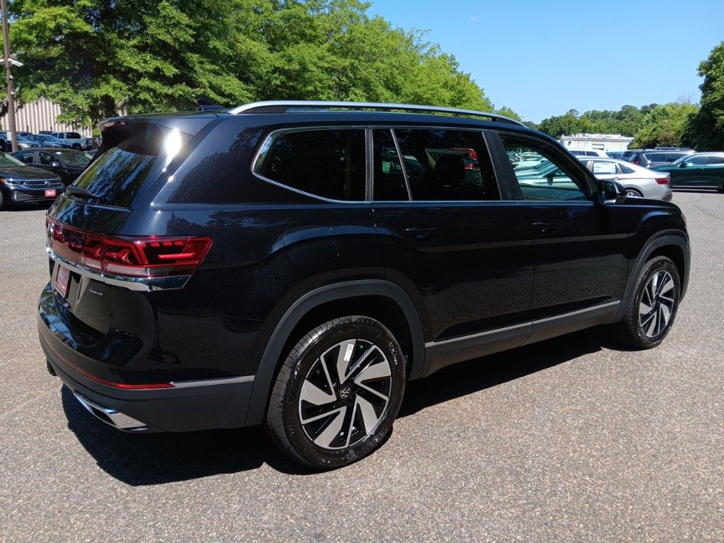 2024 Volkswagen Atlas 2.0T SEL 5