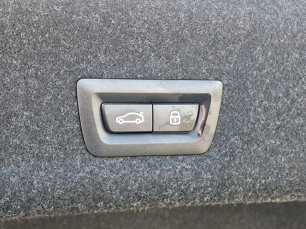 Thumbnail: 2024 BMW M3 - 29