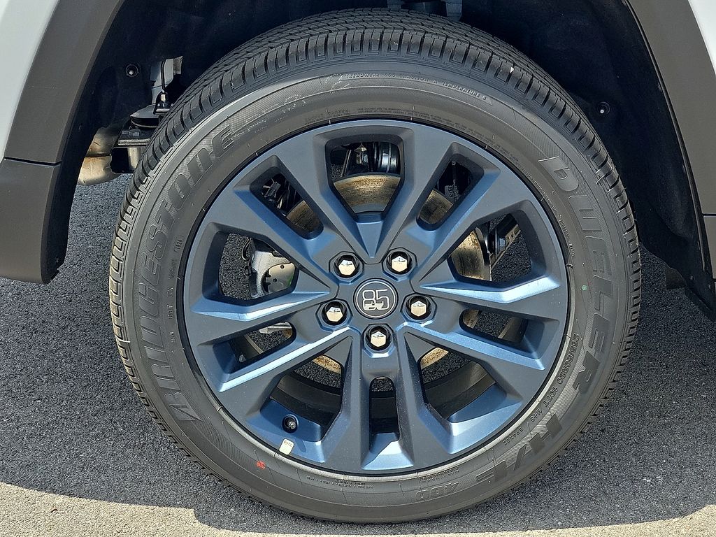New 2026 Jeep Grand Cherokee For Sale in Farmington, AR