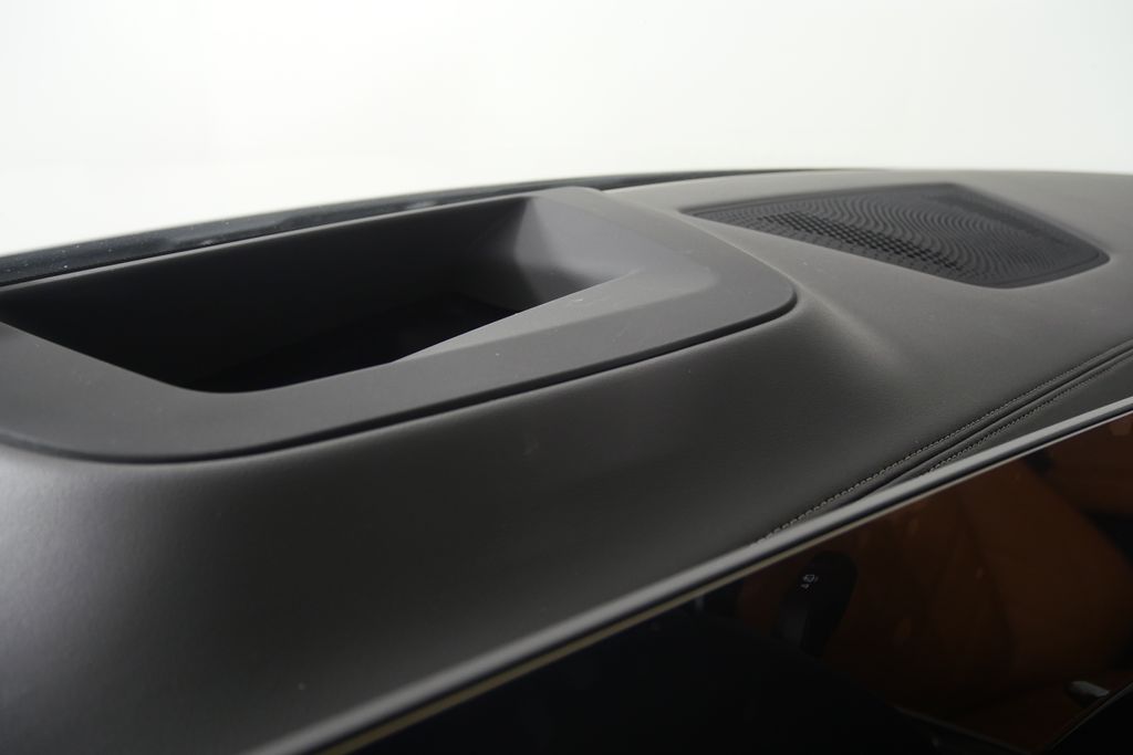 Thumbnail: 2026 BMW X7 - 18