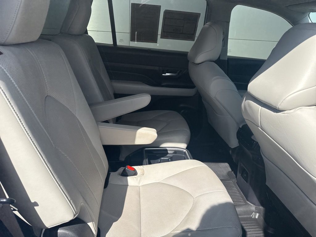 2024 Toyota Grand Highlander Hybrid Limited