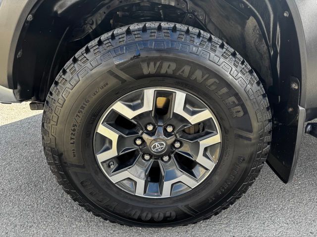 Used 2017 Toyota Tacoma Truck