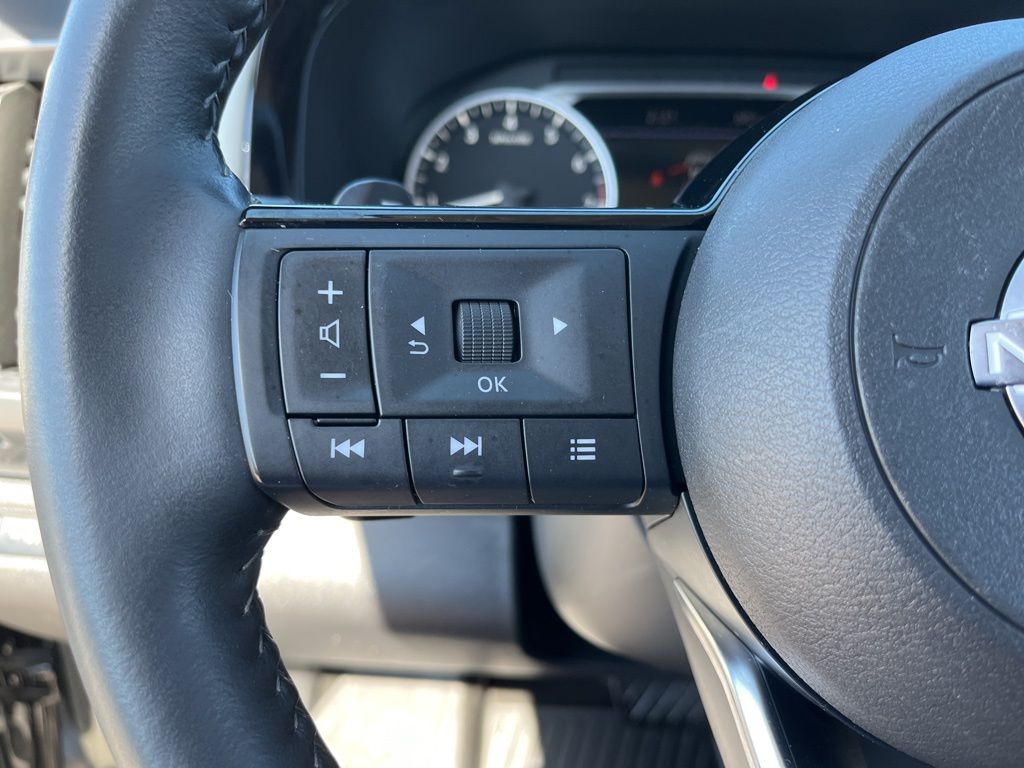 Thumbnail: 2024 Nissan Pathfinder - 21