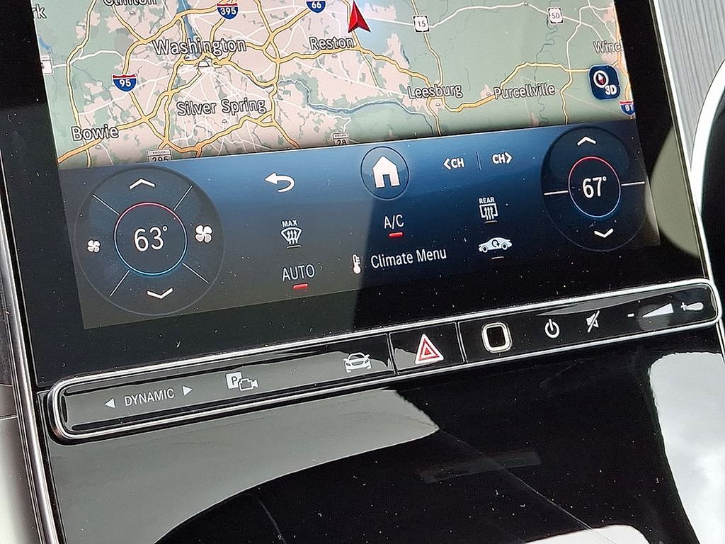 Thumbnail: 2025 Mercedes-Benz GLC - 11