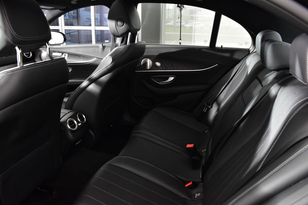 Thumbnail: 2023 Mercedes-Benz E-Class - 31