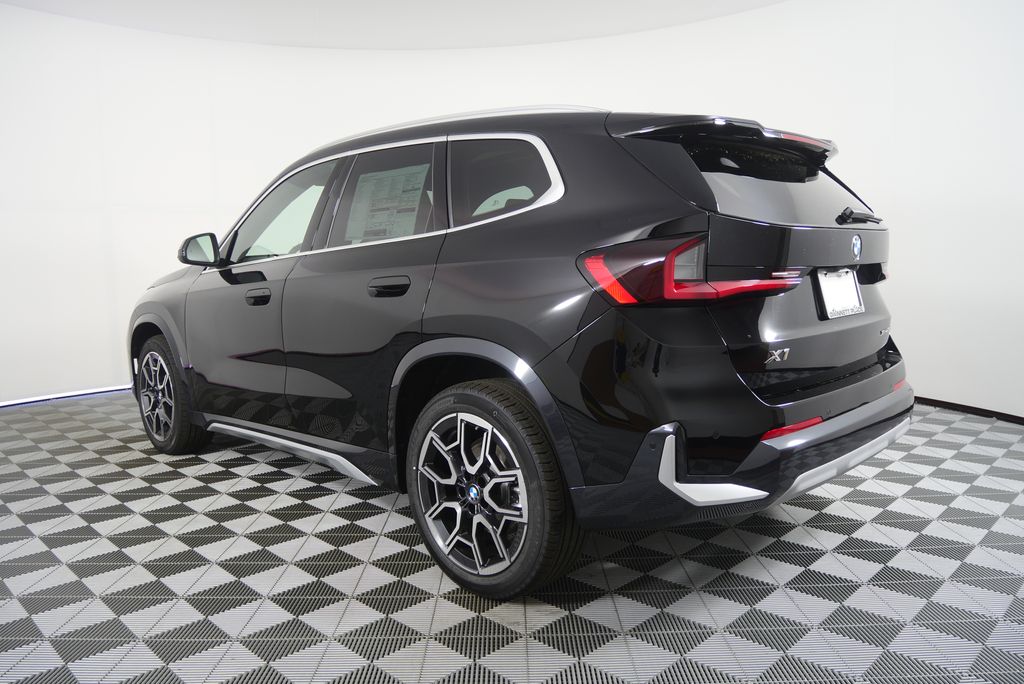 Thumbnail: 2026 BMW X1 - 5