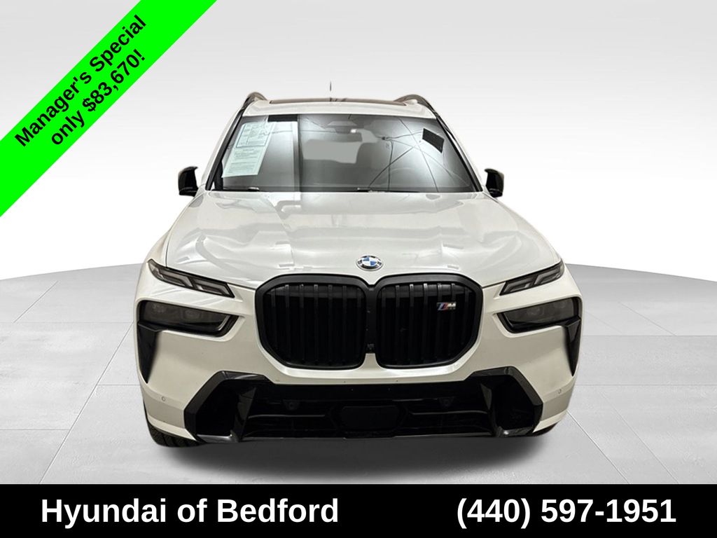 2025 BMW X7 M60i - Image 2