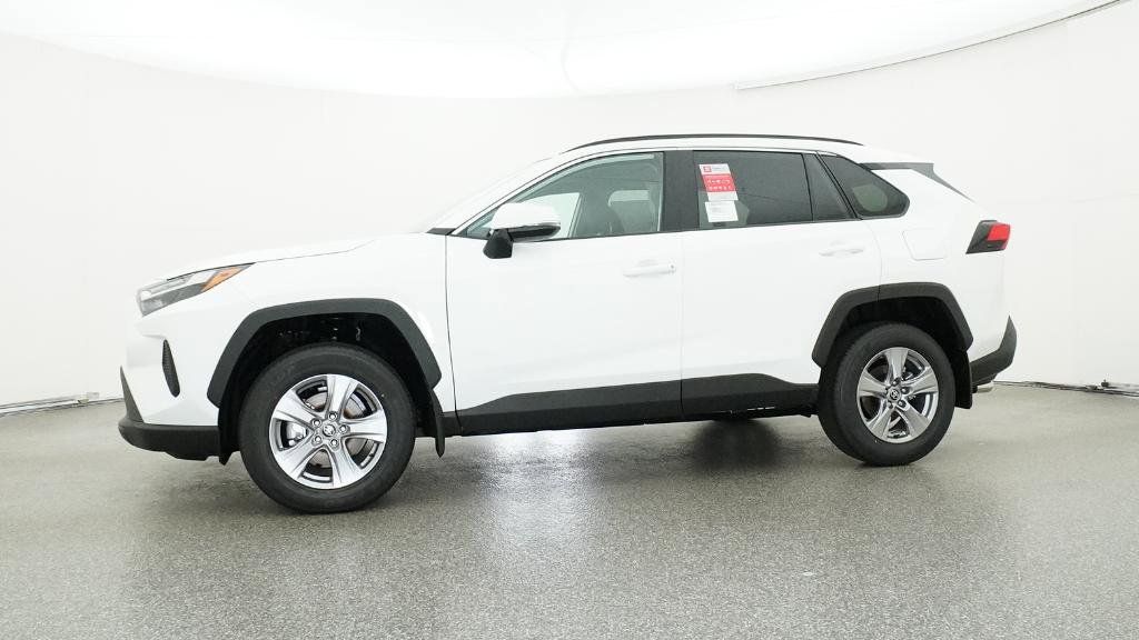 Thumbnail: 2025 Toyota RAV4 - 32