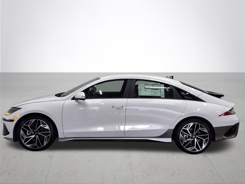 2025 Hyundai IONIQ 6 SEL