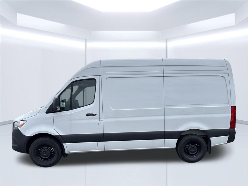 Thumbnail: 2026 Mercedes-Benz Sprinter - 2