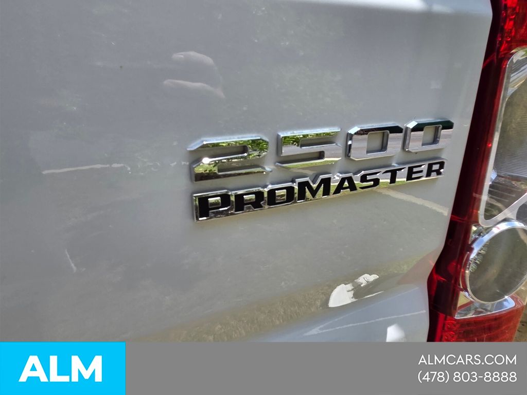 Used 2023 White Ram High Roof image 13