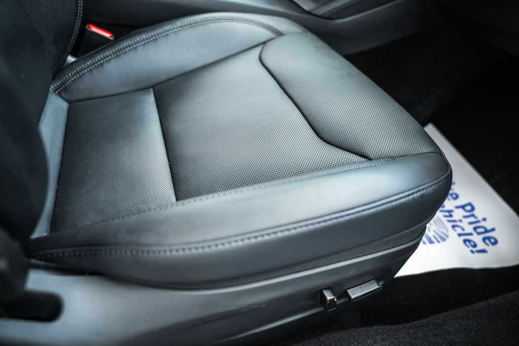 TeslaModel 330