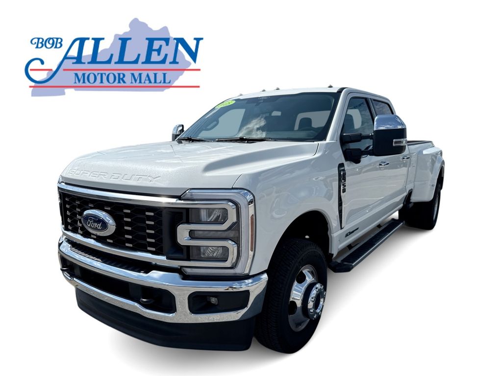 2025 Ford F-350SD Lariat