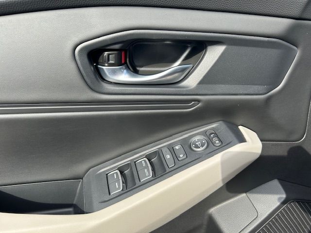 2025 Honda Accord SE 24