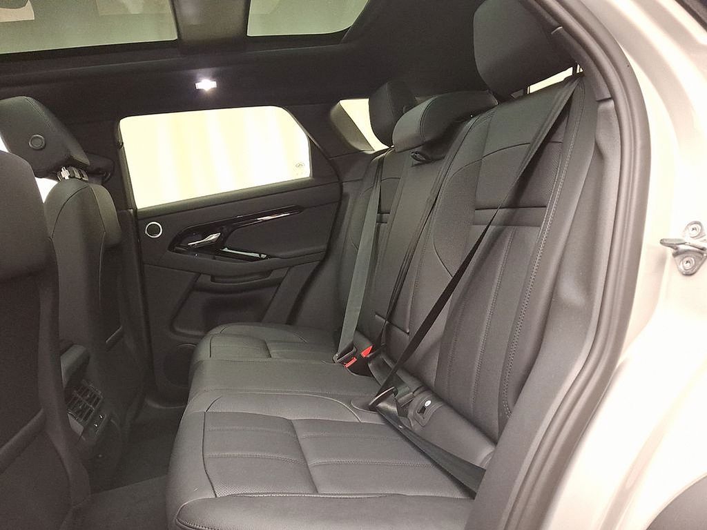 Thumbnail: 2026 Land Rover Range Rover Evoque - 6