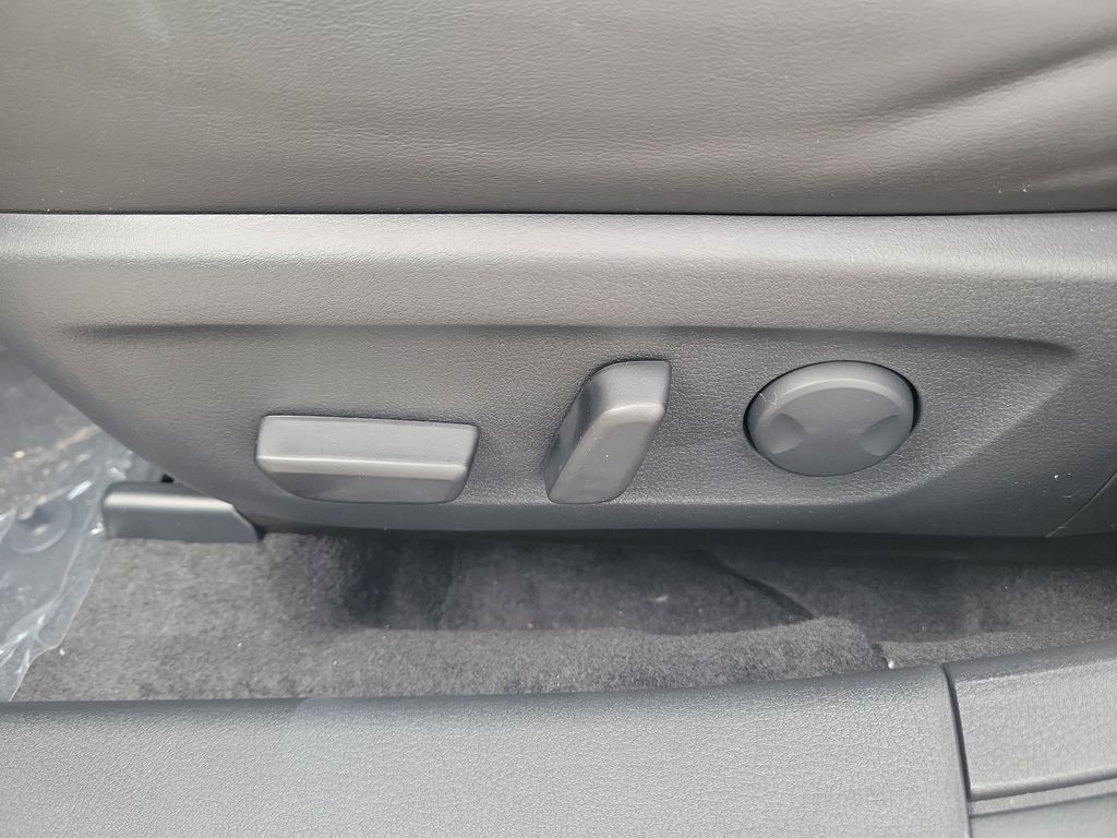 2026 Mazda Mazda3 Premium - Photo 17