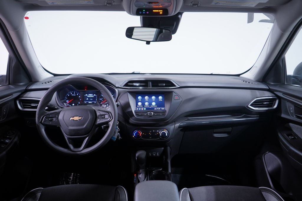 Thumbnail: 2021 Chevrolet TrailBlazer - 10