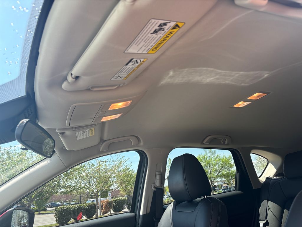 Used 2018 Red Mazda Touring image 13