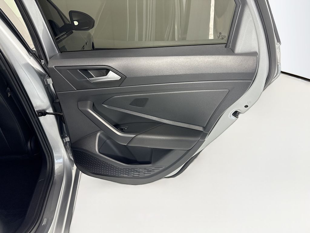 Thumbnail: 2021 Volkswagen Jetta - 27