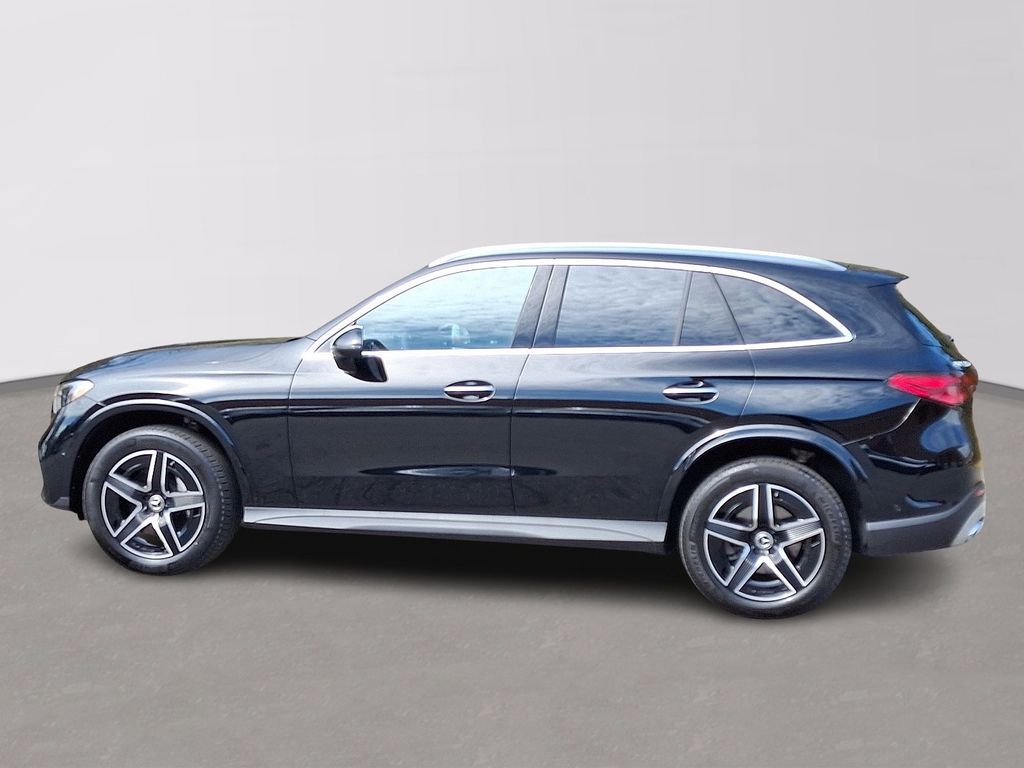 Thumbnail: 2026 Mercedes-Benz GLC - 7