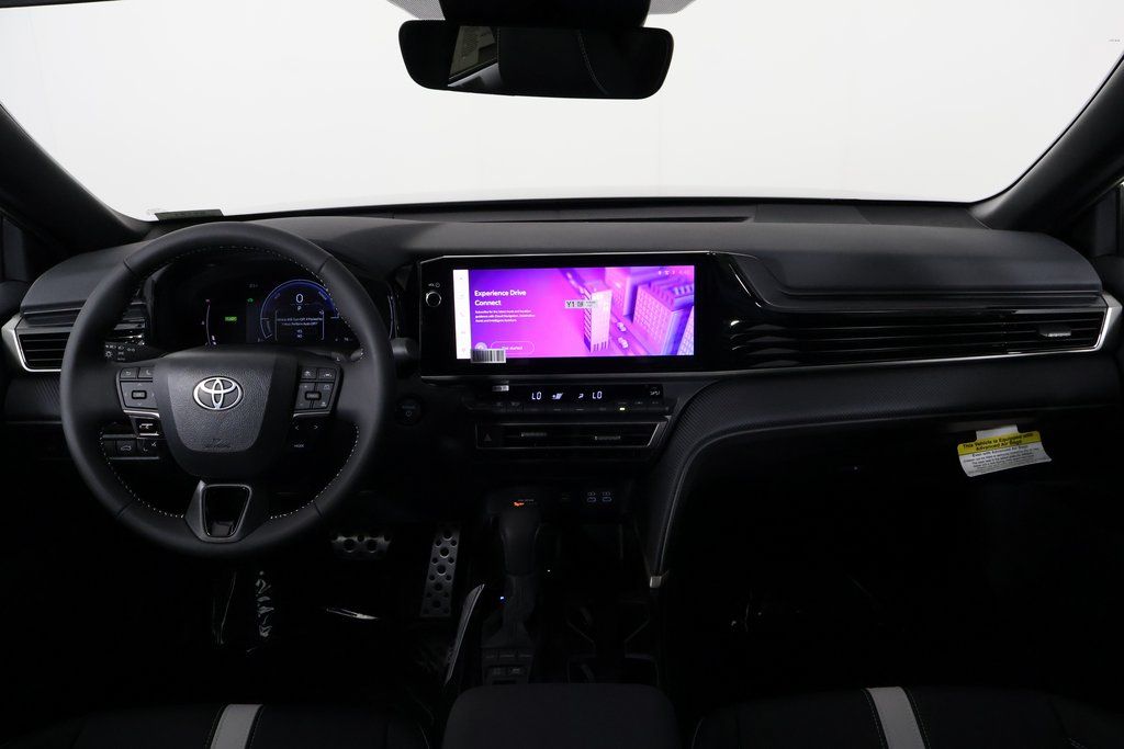 Thumbnail: 2025 Toyota Camry - 4