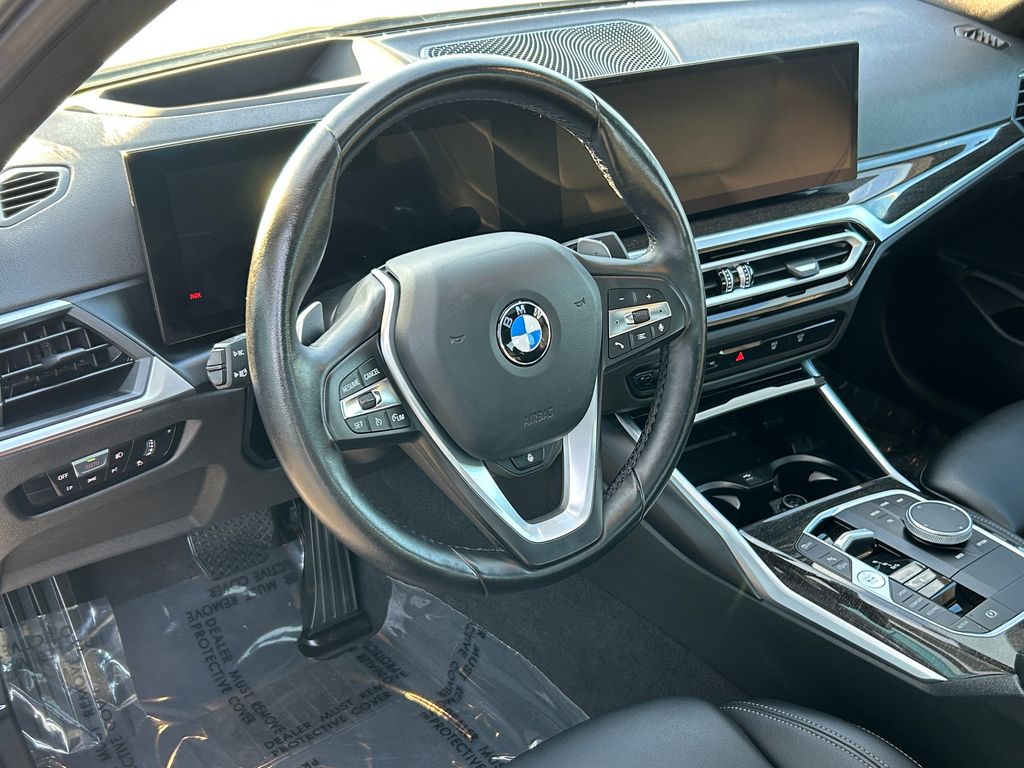 Thumbnail: 2023 BMW 3 Series - 13