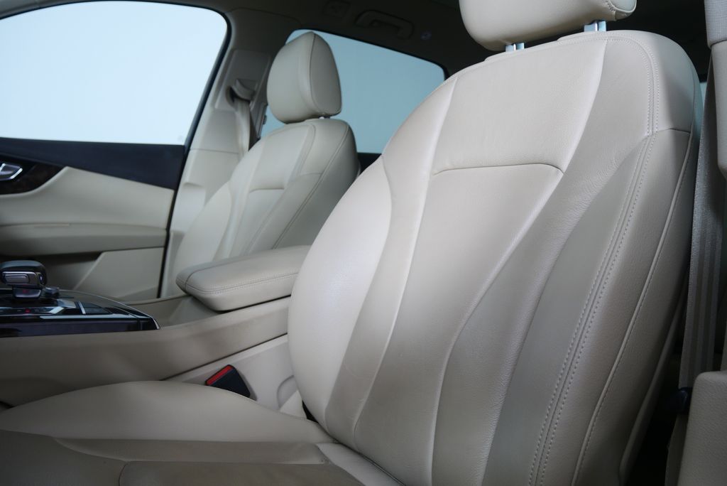 Thumbnail: 2018 Audi Q7 - 11