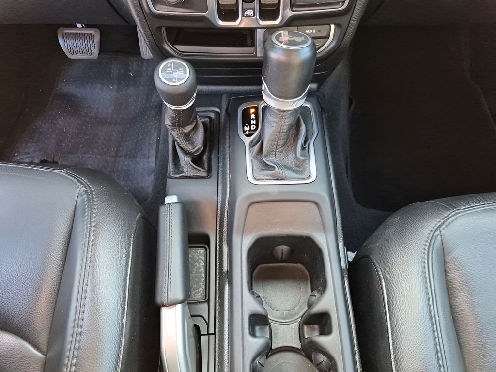 Used Car 2020 Jeep Wrangler  Unlimited Sahara For Sale Under $30,000 In Austin, Texas