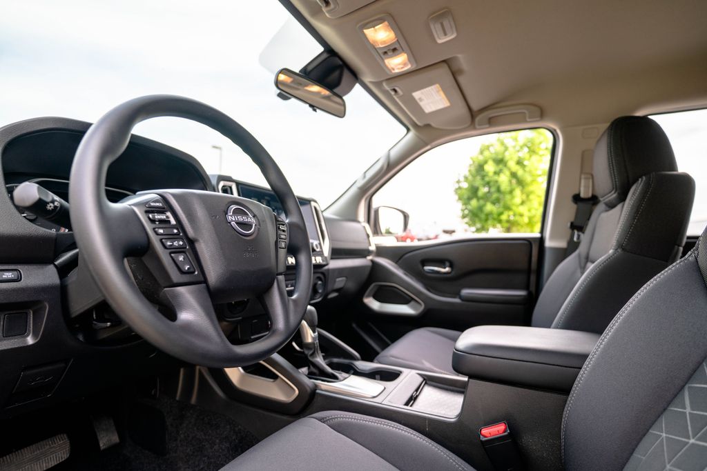 Used 2025 Nissan Frontier Truck