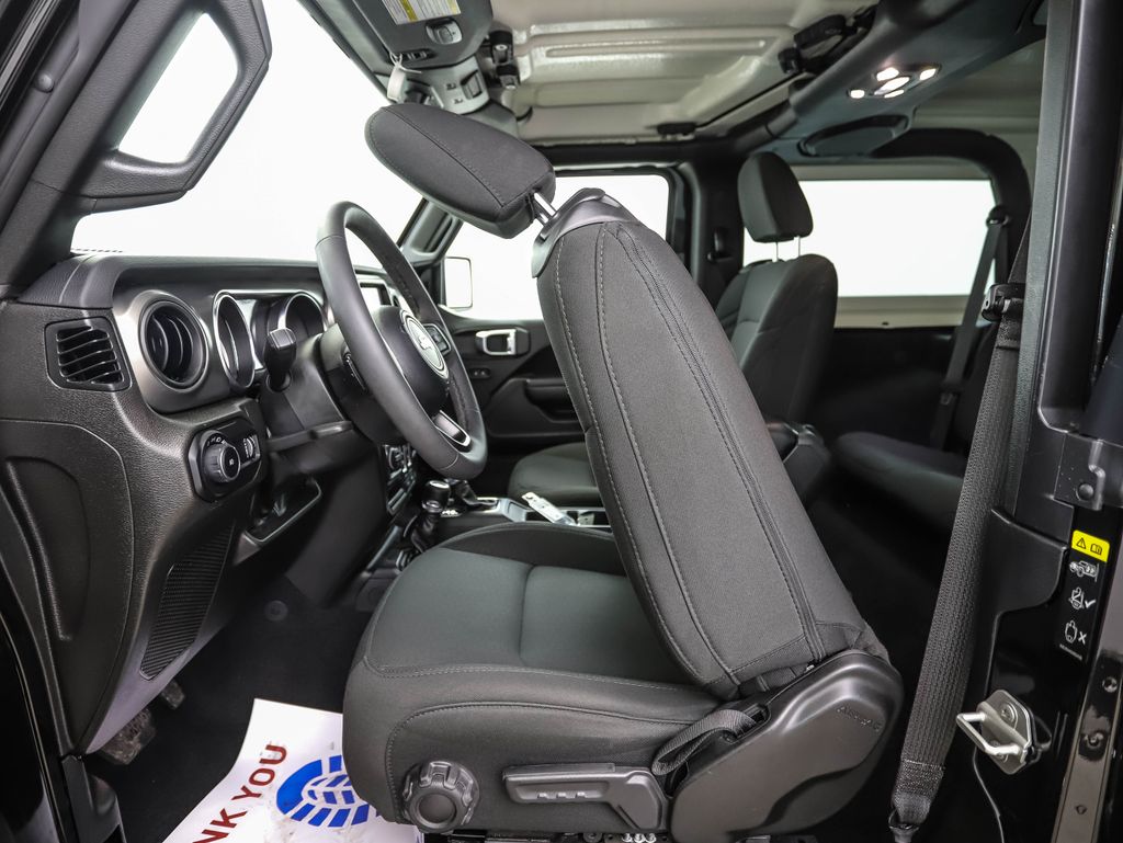 Thumbnail: 2023 Jeep Wrangler - 21