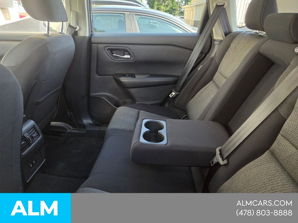 Used 2024 Blue Nissan SV image 4